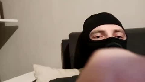 zenek1989007 online show from February 2025 11:25:02 PM