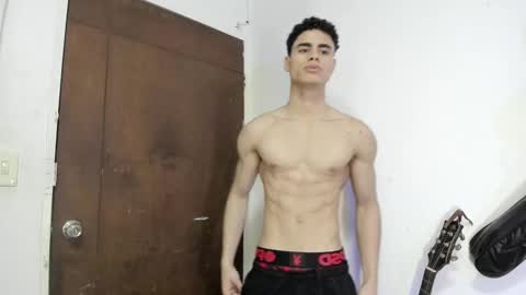 zenzhu online show from December 2024 11:51:01 PM