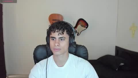 zenzhu online show from November 2025 01:33:02 PM