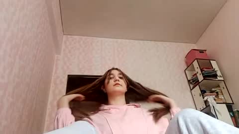 zeniabrossoit online show from March 2026 05:24:02 AM