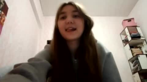 zeniabrossoit online show from April 2026 03:28:02 PM