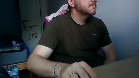 Snapshot of zenlem chatting on June 2026 02:44:02 PM zenlem online show from June 2026 02:44:02 PM
