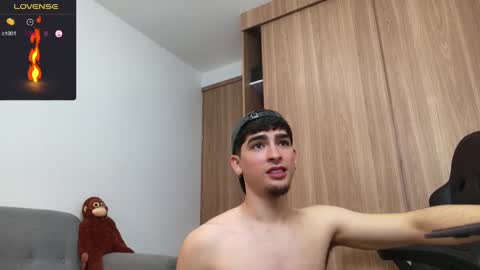 Zenn online show from December 2024 12:12:01 PM