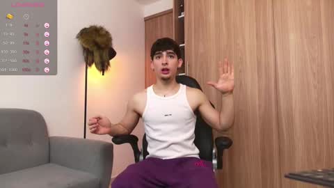 Zenn online show from January 2025 01:02:01 PM