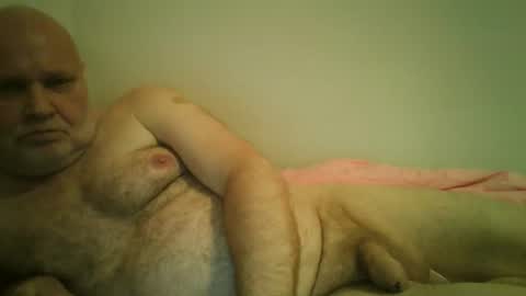 zentaurus59 online show from October 2025 05:22:02 PM