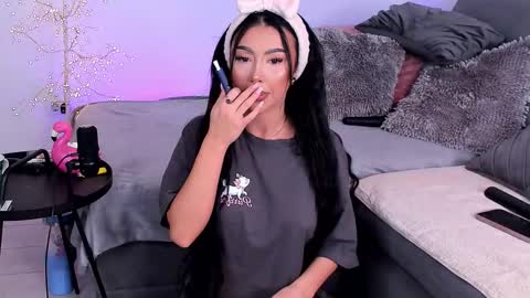 Snapshot of zenydaxbelle chatting on February 2026 12:54:01 PM Zenyda online show from February 2026 12:54:01 PM