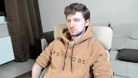 Andrew online show from May 2026 08:17:01 PM