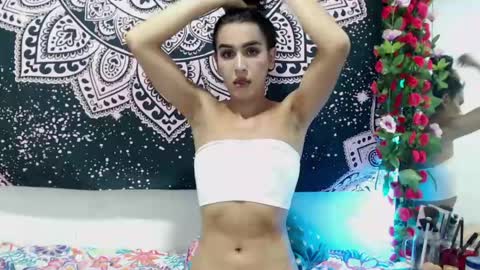 Snapshot of zeus693769 chatting on June 2026 05:14:01 AM zeus693769 online show from June 2026 05:14:01 AM