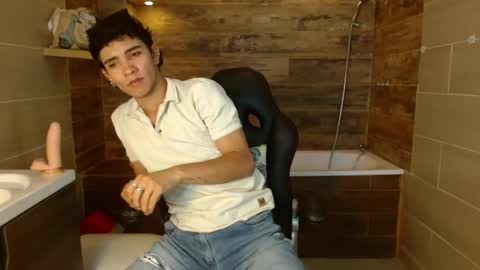 Z E U S  online show from June 2026 07:29:01 PM