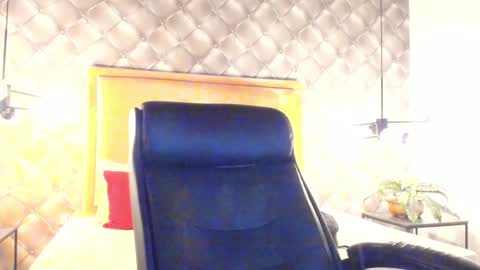 zeus online show from January 2025 11:37:02 AM