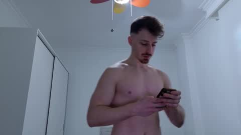 Zeus Octavian online show from March 2026 04:35:01 PM