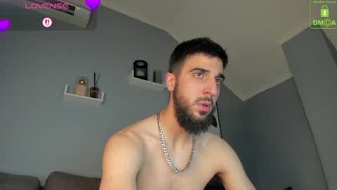 ZEYN online show from June 2026 11:03:02 AM