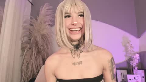 zhally_dee online show from May 2026 11:40:02 AM