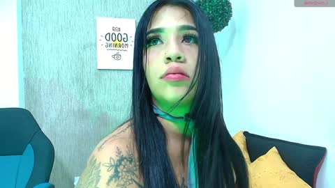 ZHAMIRA  ANDRES online show from January 2025 07:00:02 AM