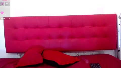 ZHAMIRA  ANDRES online show from February 2025 11:54:02 PM