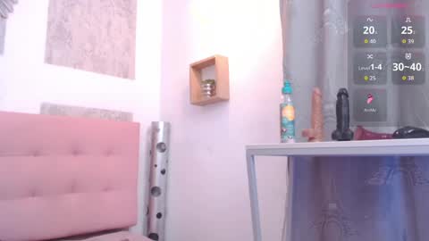 Snapshot of zhamira_21 chatting on May 2026 08:17:01 PM ZHAMIRA ANDRES online show from May 2026 08:17:01 PM