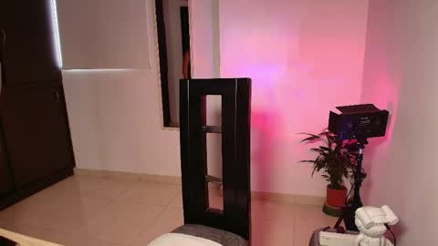 Snapshot of zhara_11 chatting on May 2026 12:31:02 PM Zhara online show from May 2026 12:31:02 PM