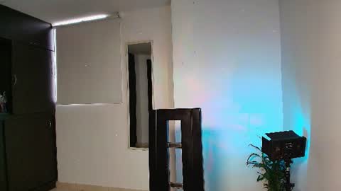 Snapshot of zhara_11 chatting on June 2026 12:36:02 PM Zhara online show from June 2026 12:36:02 PM