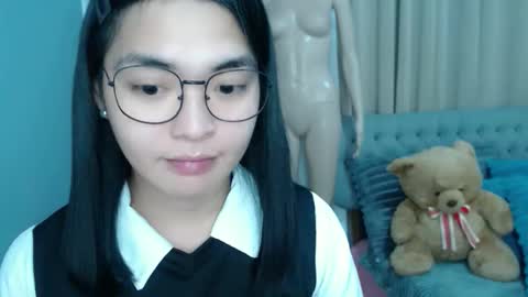 im your lovely zhaviabigcock here online show from October 2025 03:36:01 AM