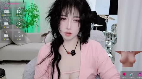 zhen online show from October 2025 02:52:01 PM