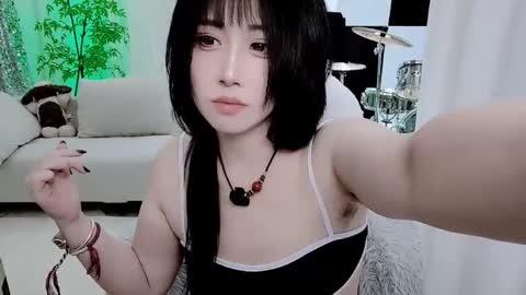 zhen online show from November 2025 12:48:01 PM