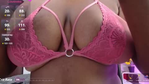 zhia  zeus online show from November 2025 07:46:02 PM