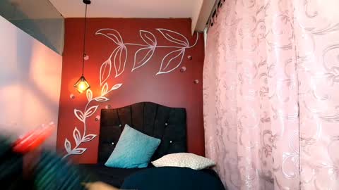 Zia Green online show from December 2024 03:31:02 PM