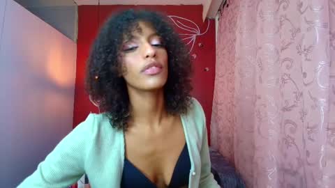 Zia Green online show from February 2025 01:17:02 PM