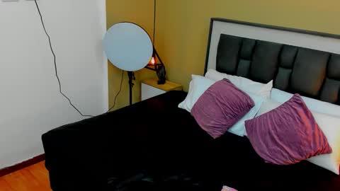 zia online show from September 2025 11:09:01 AM