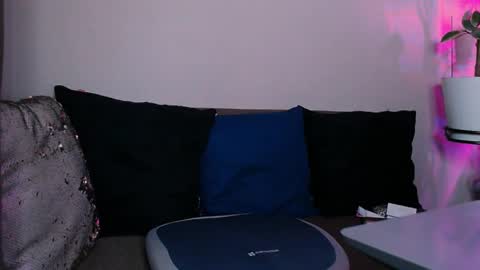 zinacorleone online show from May 2026 08:16:02 PM