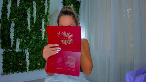 Galli online show from September 2025 01:49:01 PM