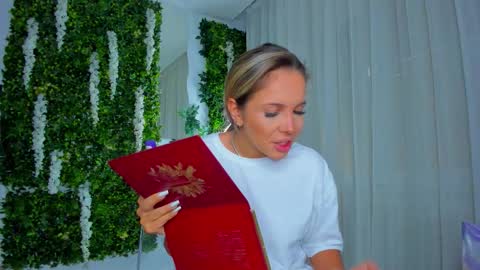 Galli online show from October 2025 02:25:02 PM