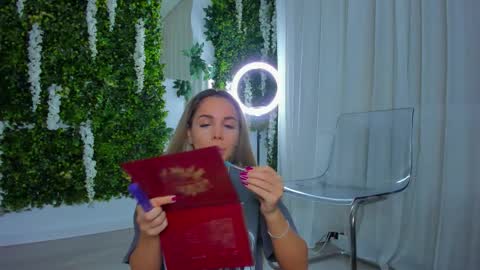 Galli online show from October 2025 07:10:02 PM