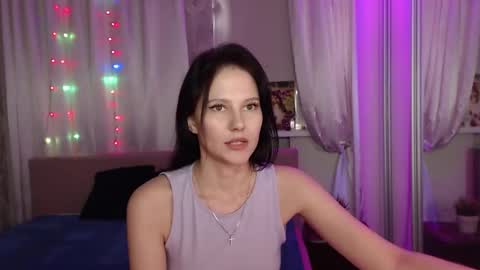 Zlata online show from March 2025 06:57:01 AM
