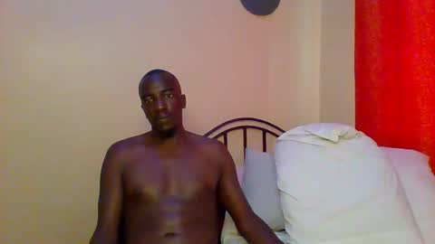 Zlatann2012 online show from February 2025 03:03:02 PM