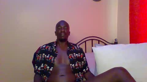 Zlatann2012 online show from February 2025 01:36:01 PM