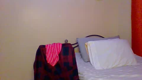 Zlatann2012 online show from March 2025 07:49:02 PM