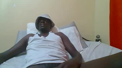 Zlatann2012 online show from September 2025 06:40:01 PM