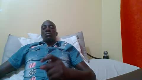 Zlatann2012 online show from October 2025 04:59:02 PM