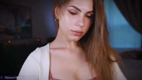 Zara  Join next live  at 5PM EST  online show from May 2026 11:31:01 PM