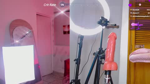 Snapshot of zoe202 chatting on February 2025 05:26:02 PM Zoe 3 online show from February 2025 05:26:02 PM