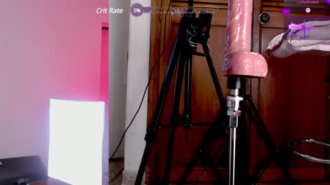 Snapshot of zoe202 chatting on February 2025 05:29:02 PM Zoe 3 online show from February 2025 05:29:02 PM