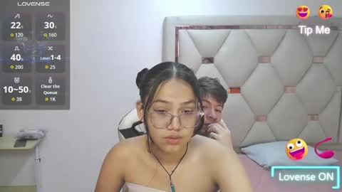 ZOE AND JACK online show from May 2026 08:14:02 PM