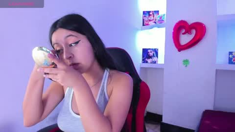 Snapshot of zoe_connor19 chatting on April 2026 08:31:02 PM Z O E online show from April 2026 08:31:02 PM
