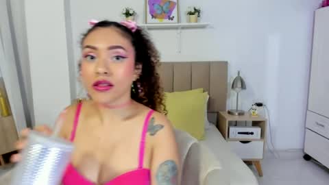 Snapshot of zoe_gruber chatting on June 2026 11:20:01 PM Zoe Gruber online show from June 2026 11:20:01 PM