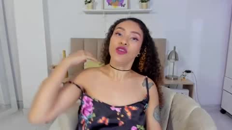 Snapshot of zoe_gruber chatting on July 2026 12:15:02 AM Zoe Gruber online show from July 2026 12:15:02 AM