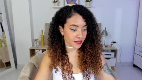 Snapshot of zoe_gruber chatting on July 2026 01:08:01 AM Zoe Gruber online show from July 2026 01:08:01 AM