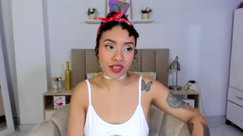 Snapshot of zoe_gruber chatting on July 2026 12:03:01 AM Zoe Gruber online show from July 2026 12:03:01 AM
