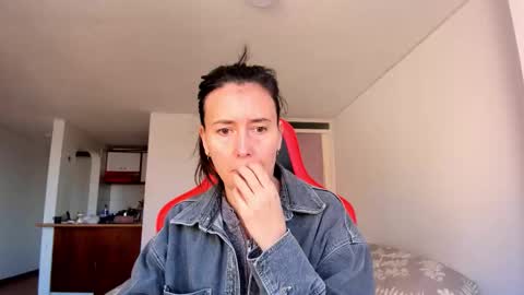 ZOE online show from October 2025 08:38:02 PM