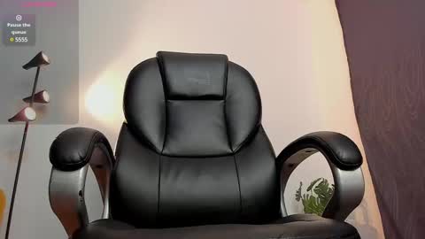 zoe_millerx online show from March 2025 12:17:01 PM